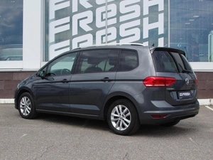 Минивэн Volkswagen Touran 2017 года, 1450000 рублей, Владимир