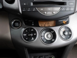 Внедорожник Toyota RAV4 2007 года, 1399000 рублей, Тюмень