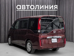 Минивэн Honda Stepwgn 2016 года, 1449000 рублей, Красноярск