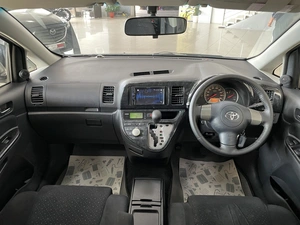 Минивэн Toyota Wish 2006 года, 797000 рублей, Солонцы
