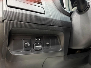 Хетчбэк Toyota Auris 2008 года, 679000 рублей, Красноярск