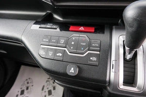 Минивэн Honda Stepwgn Spada 2014 года, 1569000 рублей, Красноярск