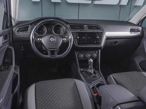 Внедорожник Volkswagen Tiguan 2019 года, 2459000 рублей, Ростов-на-Дону