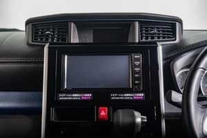 Хетчбэк Toyota Tank 2019 года, 1329000 рублей, Томск