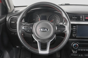 Хетчбэк Kia Rio X-Line 2018 года, 1569000 рублей, Кемерово