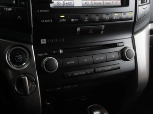 Внедорожник Toyota Land Cruiser 2010 года, 4200000 рублей, Тюмень