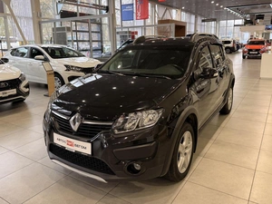 Хэтчбек Renault Sandero 2016 года, 1020000 рублей, Орёл
