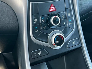 Седан Hyundai Elantra 2014 года, 1416000 рублей, Ижевск