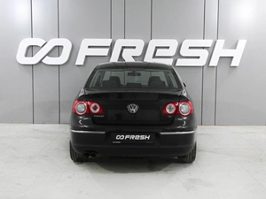 Седан Volkswagen Passat 2010 года, 899900 рублей, Ростов-на-Дону