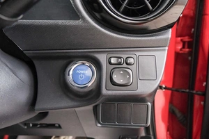 Хетчбэк Toyota Aqua 2016 года, 1109000 рублей, Красноярск