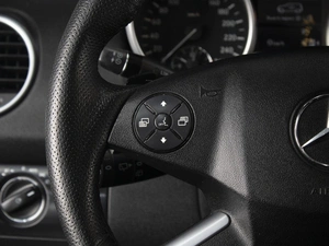 Внедорожник Mercedes-benz M-класс 2009 года, 1130000 рублей, Омск