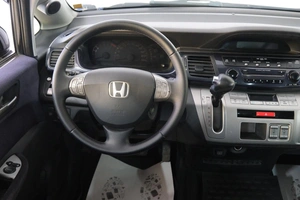 Минивэн Honda FR-V 2007 года, 1469000 рублей, Омск