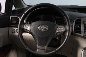 Внедорожник Toyota Venza 2009 года, 2099000 рублей, Новосибирск