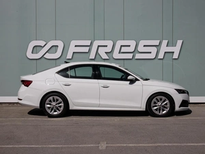 Лифтбек Skoda Octavia 2021 года, 1935000 рублей, Большой Сочи