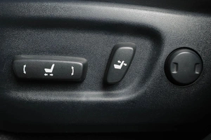 Внедорожник Toyota RAV4 2015 года, 2499000 рублей, Тюмень