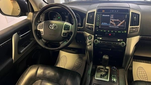 Внедорожник Toyota Land Cruiser 2012 года, 3749000 рублей, Красноярск
