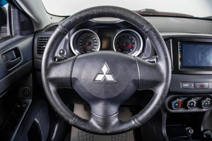 Седан Mitsubishi Lancer 2008 года, 739000 рублей, Пермь