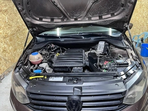 Седан Volkswagen Polo 2016 года, 1200000 рублей, Назарово