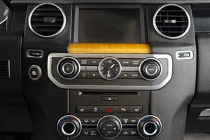 Внедорожник Land Rover Discovery 2014 года, 2449000 рублей, Тюмень