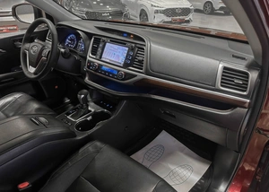 Внедорожник Toyota Highlander 2014 года, 2900000 рублей, Красноярск