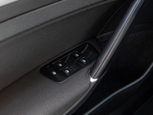 Хетчбэк Volkswagen Golf 2017 года, 1597000 рублей, Краснодар