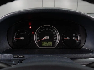 Седан Hyundai Sonata 2006 года, 630000 рублей, Тюмень