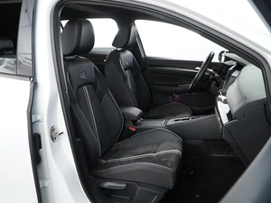 Хетчбэк Volkswagen Golf 2021 года, 2797434 рублей, Москва
