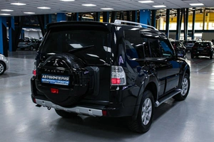 Внедорожник Mitsubishi Pajero 2011 года, 1848000 рублей, Солонцы