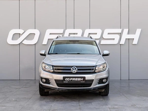 Внедорожник Volkswagen Tiguan 2015 года, 1490000 рублей, Краснодар