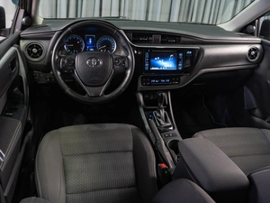 Седан Toyota Corolla 2018 года, 1899000 рублей, Тюмень