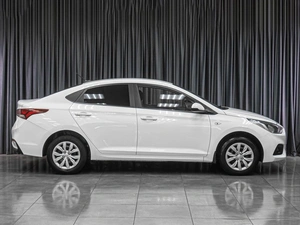 Седан Hyundai Solaris 2019 года, 1229000 рублей, Тюмень
