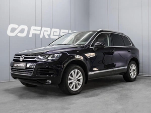 Внедорожник Volkswagen Touareg 2014 года, 2280000 рублей, Омск