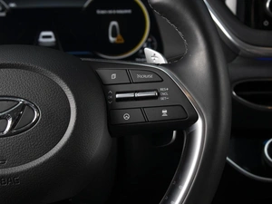 Седан Hyundai Sonata 2023 года, 3700000 рублей, Омск