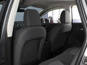 Внедорожник Nissan Qashqai 2013 года, 1100000 рублей, Омск