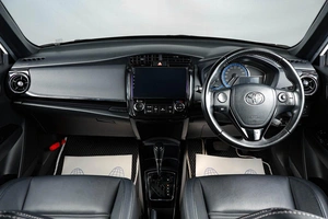 Универсал Toyota Corolla Fielder 2018 года, 1539000 рублей, Тюмень