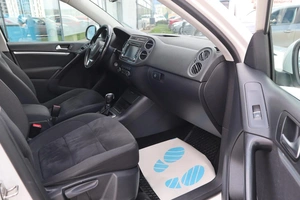 Внедорожник Volkswagen Tiguan 2013 года, 1600000 рублей, Мирное