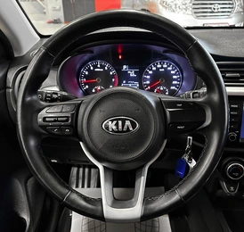 Хетчбэк Kia Rio X-Line 2019 года, 1437000 рублей, Красноярск