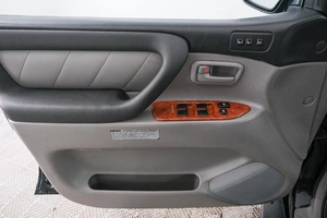 Внедорожник Toyota Land Cruiser 2004 года, 2699000 рублей, Красноярск