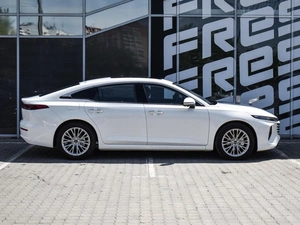Лифтбек FAW Bestune B70 2024 года, 2450000 рублей, Краснодар