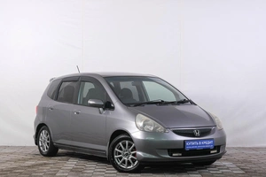 Хетчбэк Honda Fit 2005 года, 559000 рублей, Кемерово
