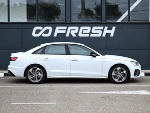 Седан Audi A4 2020 года, 2999000 рублей, Кирилловка