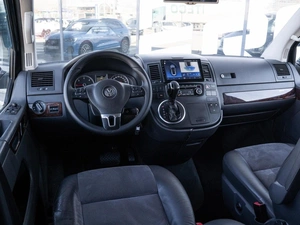 Минивэн Volkswagen Multivan 2013 года, 2399000 рублей, Краснодар