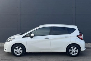 Хетчбэк Nissan Note 2016 года, 900000 рублей, Солонцы