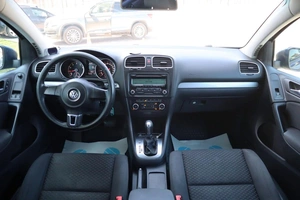 Хэтчбек Volkswagen Golf 2011 года, 810000 рублей, Мирное