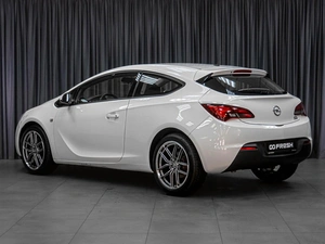 Хетчбэк Opel Astra GTC 2013 года, 875000 рублей, Тюмень