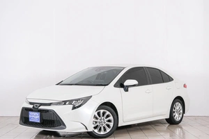 Универсал Toyota Corolla 2019 года, 1890000 рублей, Красноярск