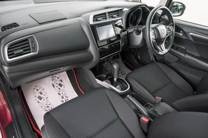Хетчбэк Honda Fit 2018 года, 1229000 рублей, Красноярск