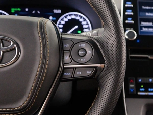 Седан Toyota Avalon 2022 года, 3998999 рублей, Москва