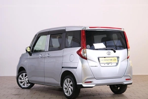 Минивэн Toyota Roomy 2021 года, 1349000 рублей, Омск