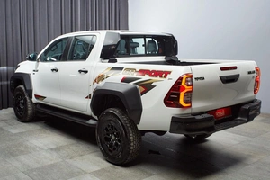 Пикап Toyota Hilux 2025 года, 7549000 рублей, Красноярск